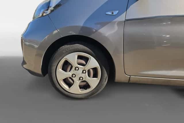 Kia Picanto (2012) thumbnail 20