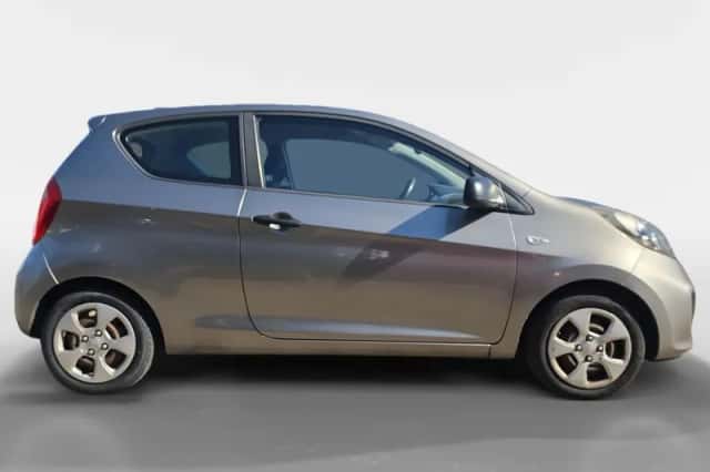 Kia Picanto (2012) thumbnail 5