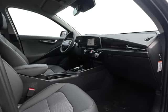 Kia Niro (2025) thumbnail 13