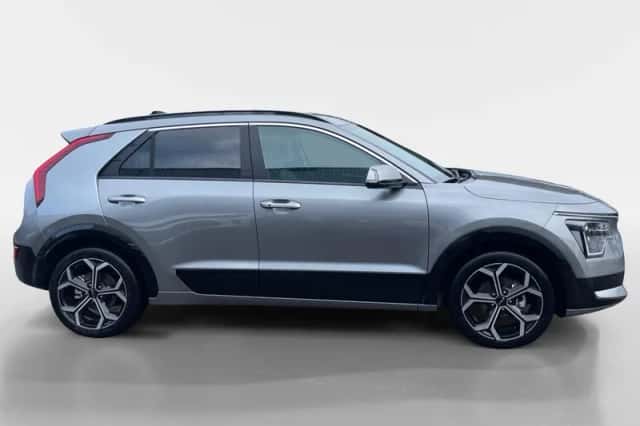 Kia Niro (2025) thumbnail 6