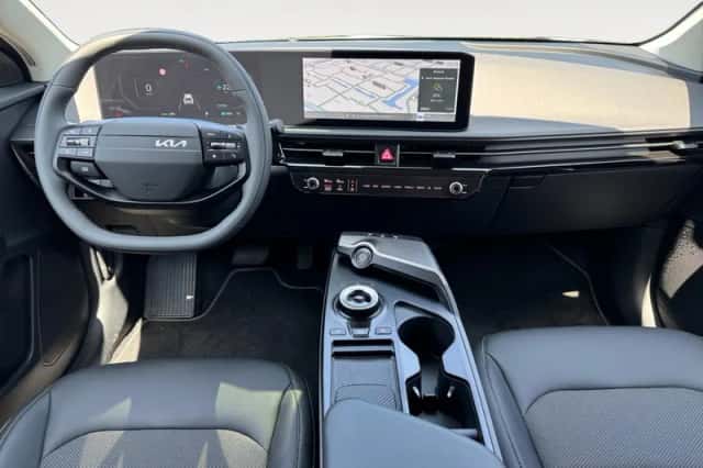 Kia EV6 (2025) thumbnail 11