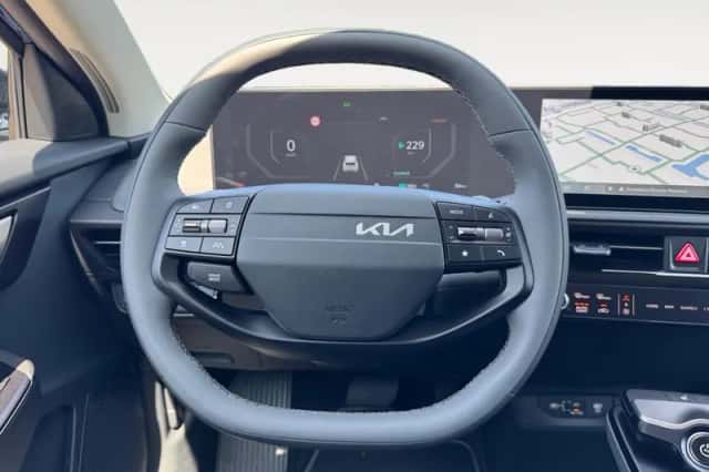 Kia EV6 (2025) thumbnail 13