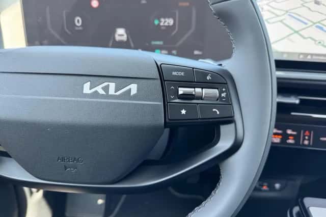Kia EV6 (2025) thumbnail 15