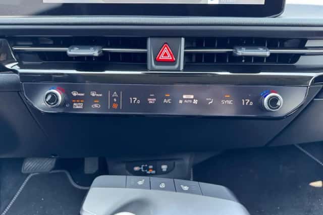 Kia EV6 (2025) thumbnail 18