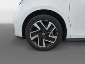 Volkswagen ID. Buzz (2023) thumbnail 18