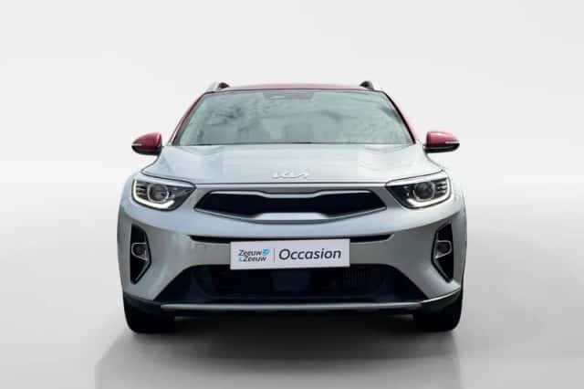 Kia Stonic (2023) thumbnail 7