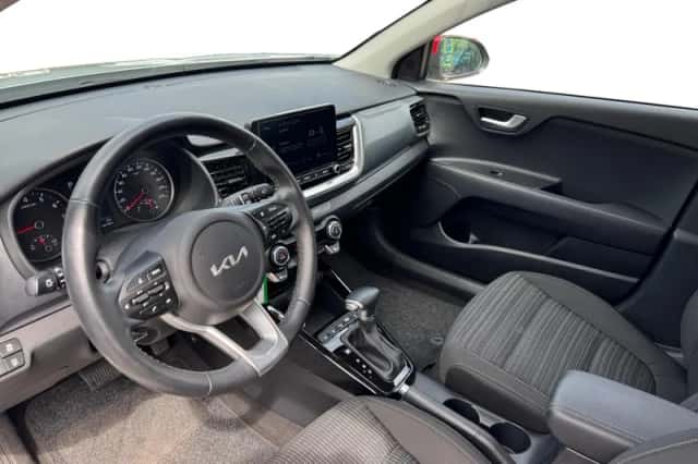 Kia Stonic (2023) thumbnail 10