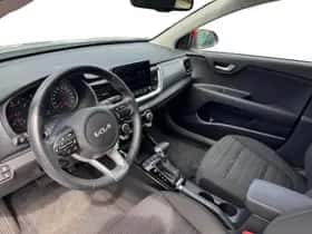 Kia Stonic (2023) thumbnail 10