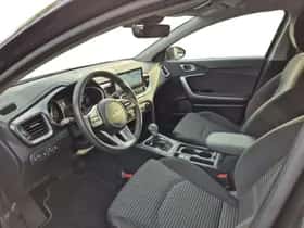 Kia Ceed Sportswagon (2024) thumbnail 11