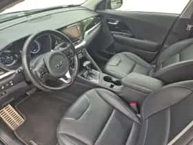 Kia Niro (2020) thumbnail 11