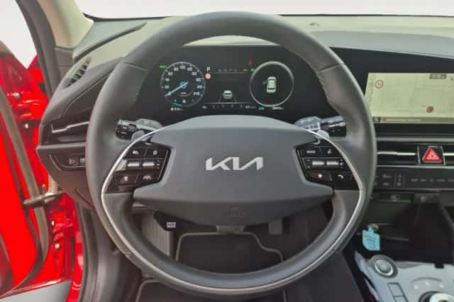 Kia Niro (2022) thumbnail 12