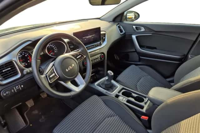 Kia Ceed Sportswagon (2025) thumbnail 11