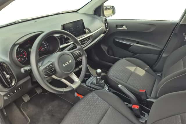 Kia Picanto (2023) thumbnail 11
