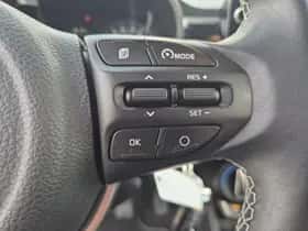 Kia Picanto (2023) thumbnail 14