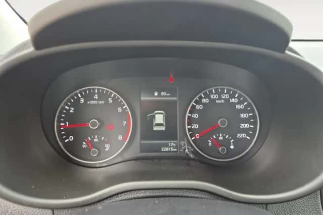Kia Picanto (2023) thumbnail 15