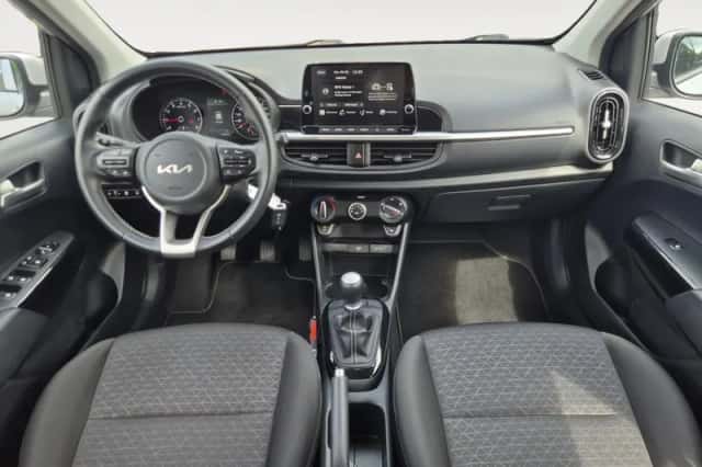 Kia Picanto (2023) thumbnail 16