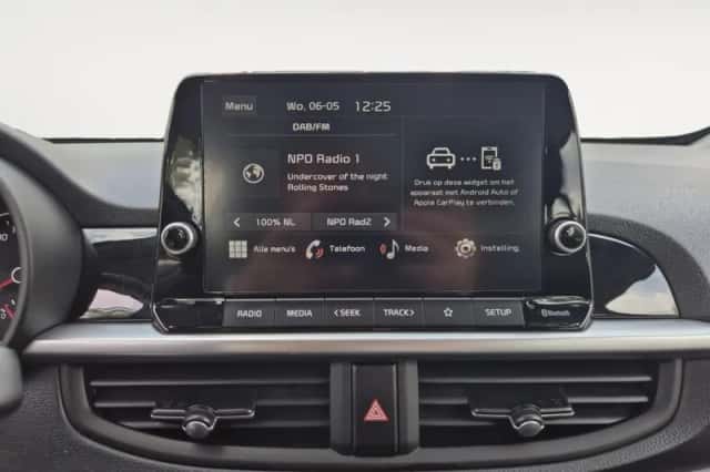 Kia Picanto (2023) thumbnail 17