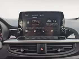 Kia Picanto (2023) thumbnail 17