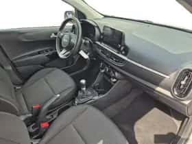 Kia Picanto (2023) thumbnail 21