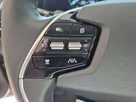 Kia Niro (2025) thumbnail 13
