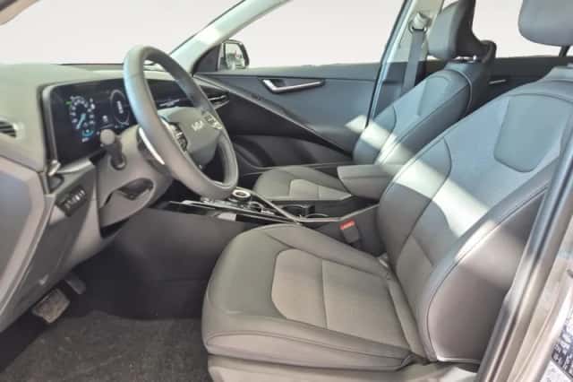 Kia Niro (2025) thumbnail 10