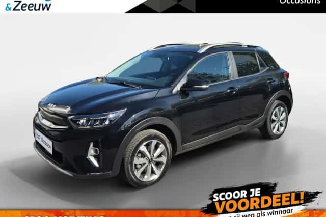 Kia Stonic (2023) thumbnail 1