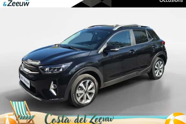 Kia Stonic (2023) thumbnail 1
