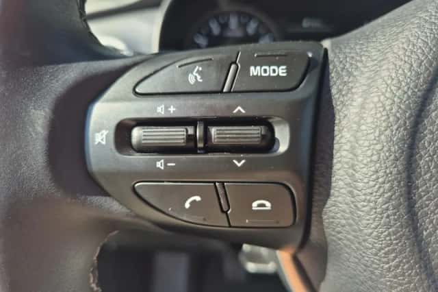Kia Stonic (2023) thumbnail 13