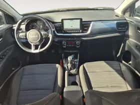 Kia Stonic (2023) thumbnail 16