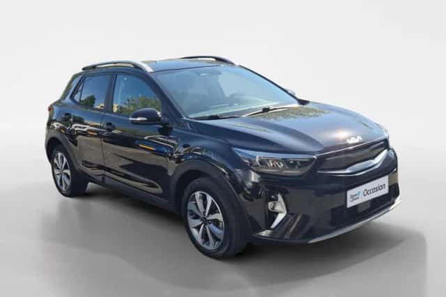 Kia Stonic (2023) thumbnail 4