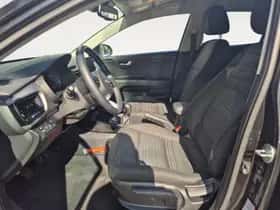 Kia Stonic (2023) thumbnail 10