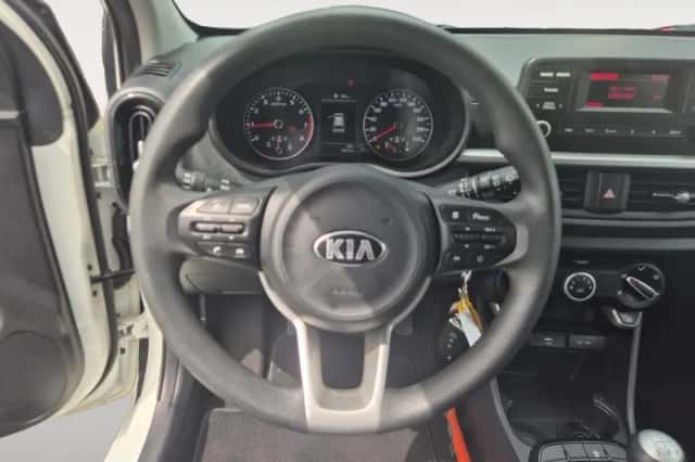Kia Picanto (2021) thumbnail 12