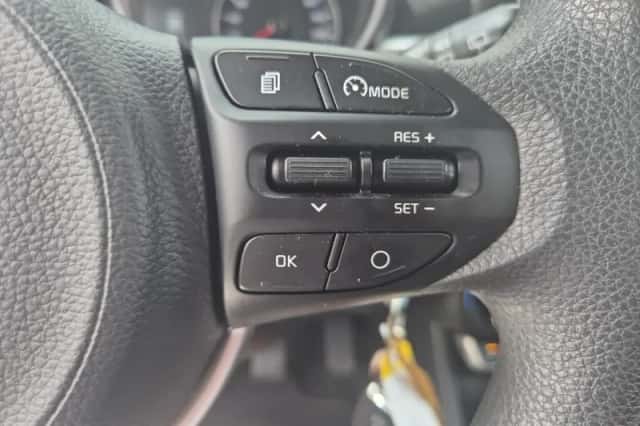 Kia Picanto (2021) thumbnail 14