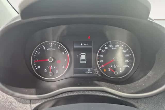 Kia Picanto (2021) thumbnail 15