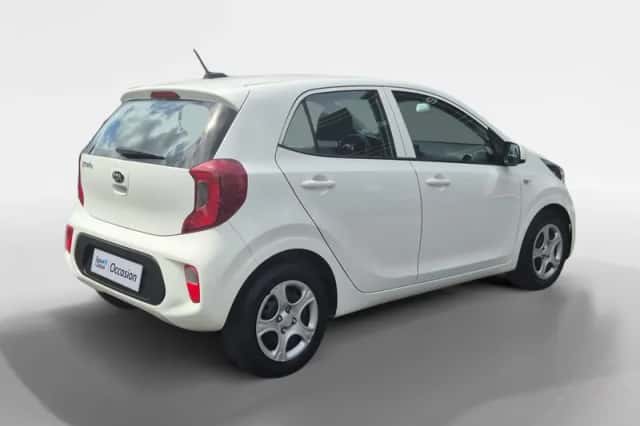 Kia Picanto (2021) thumbnail 6