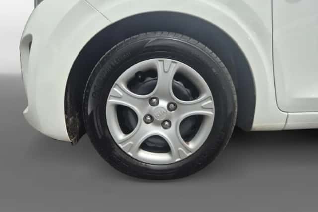 Kia Picanto (2021) thumbnail 9