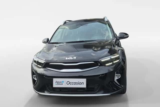 Kia Stonic (2024) thumbnail 3