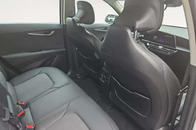 Kia Niro EV (2025) thumbnail 11