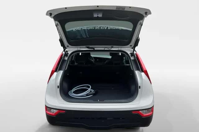 Kia Niro EV (2025) thumbnail 12