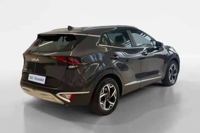 Kia Sportage (2023) thumbnail 5