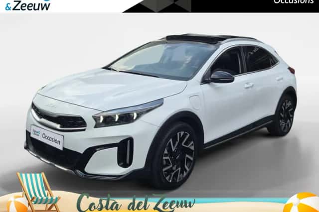 Kia XCeed (2024) thumbnail 1