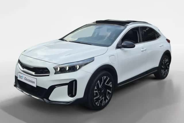 Kia XCeed (2024) thumbnail 2