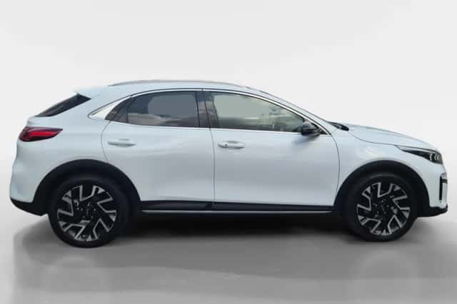 Kia XCeed (2024) thumbnail 5
