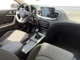 Kia XCeed (2024) thumbnail 15