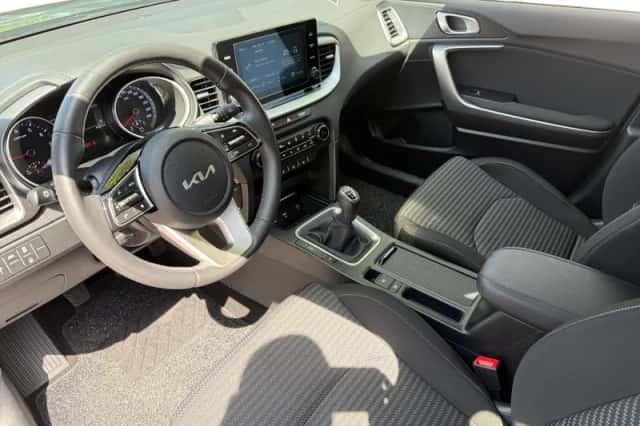 Kia XCeed (2024) thumbnail 19