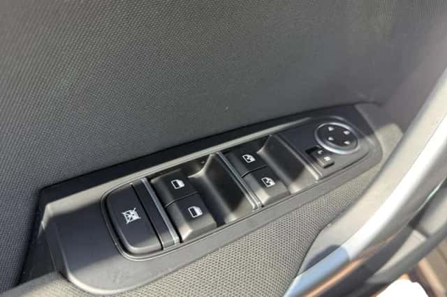 Kia XCeed (2024) thumbnail 27