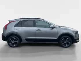Kia Niro (2024) thumbnail 5