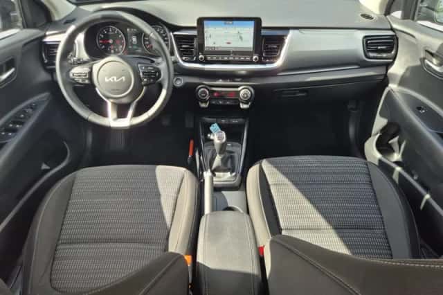 Kia Stonic (2022) thumbnail 16