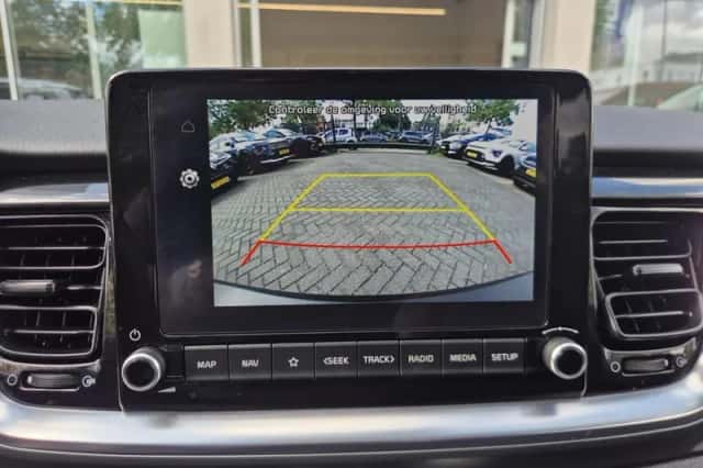 Kia Stonic (2022) thumbnail 18