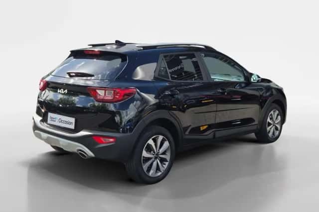 Kia Stonic (2022) thumbnail 6